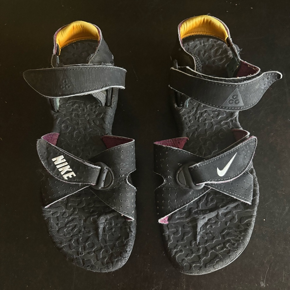 Nike ACG Air Deschutz Vintage 1990s Sandals Size 8